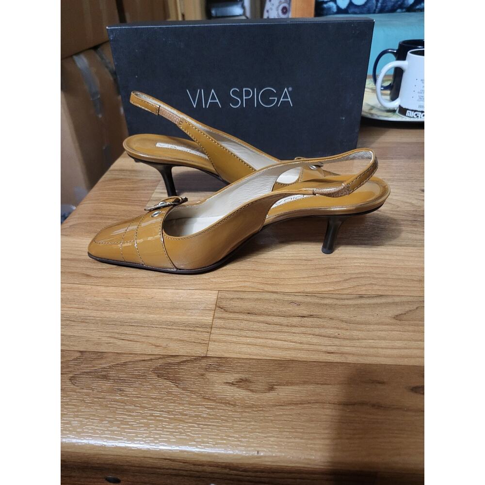 New with Box Via Spiga slingbacks. Caramel color Size 8.5M - Picture 5 of 12